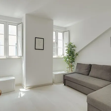 Hostwise - Stylish Flat Near Bica Elevator Διαμέρισμα