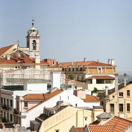 Hostwise - Stylish Flat Near Bica Elevator * Lisboa